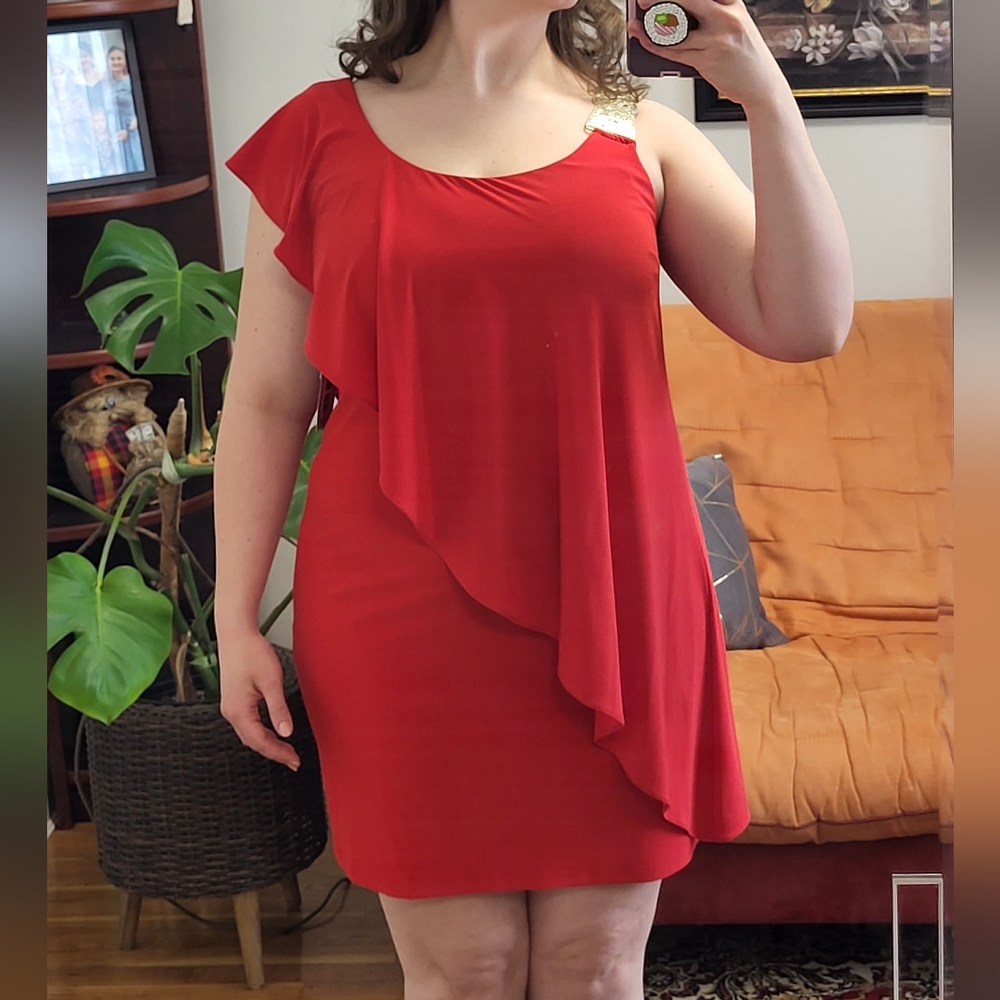 Elegant Ruffled Women's Cocktail Dress